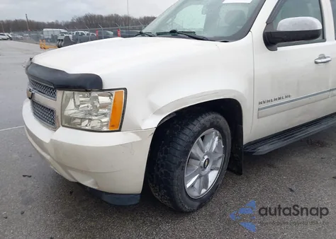 2010 Chevrolet Avalanche 1500 Ltz z USA, uszkodzony, nr VIN 3GNVKGE00AG250943